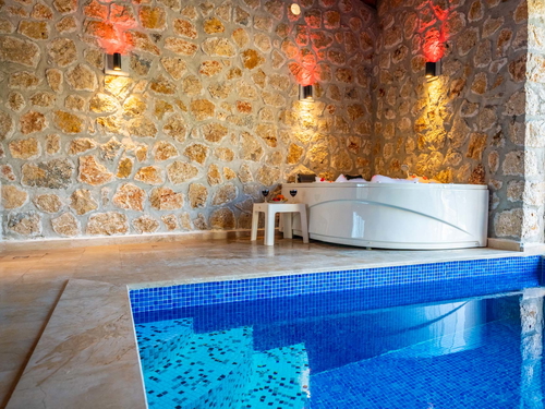  gece  -  Kasım
  | Kalkan Akbel’de Jakuzili ve Isıtmalı Havuzlu Muhafazakar Kiralık Villa | 4 Kişilik Tatil